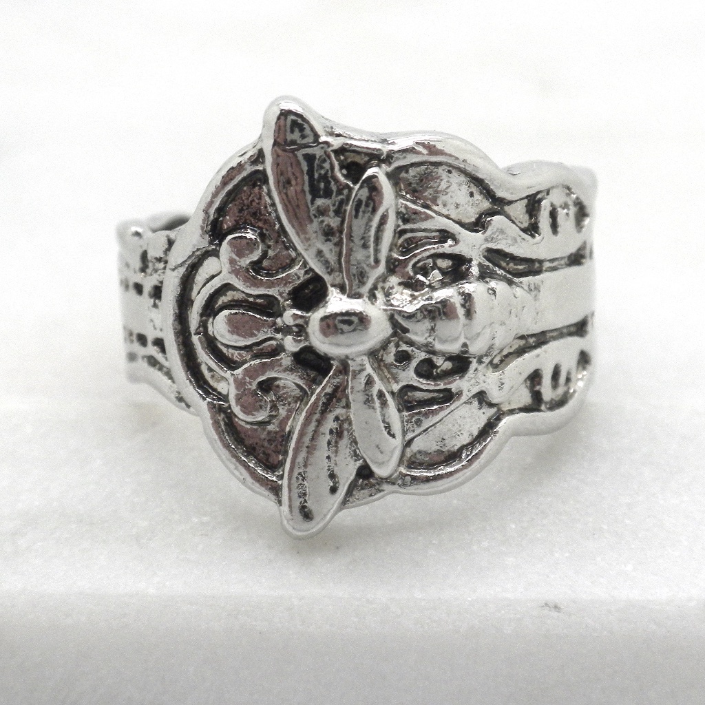 Bumble Bee Ring Bohemian Spoon Style